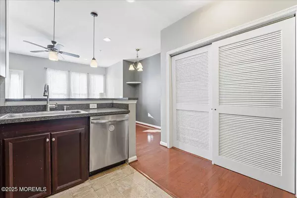 14 Michael Drive, Tinton Falls, NJ 07712