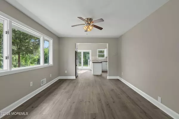 25 Cassville Road, Jackson, NJ 08527