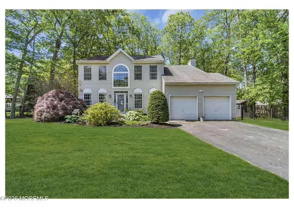 15 Coral Drive, Howell, NJ 07731