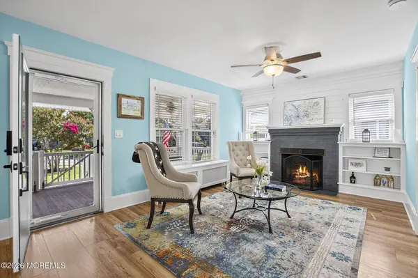40 Seward Avenue, Toms River, NJ 08753