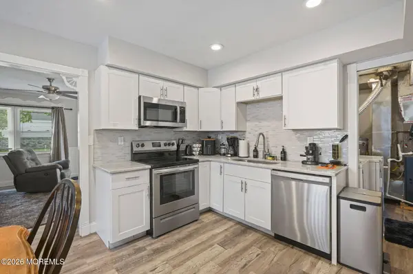 18 Starboard Avenue, Barnegat, NJ 08005