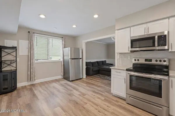 18 Starboard Avenue, Barnegat, NJ 08005