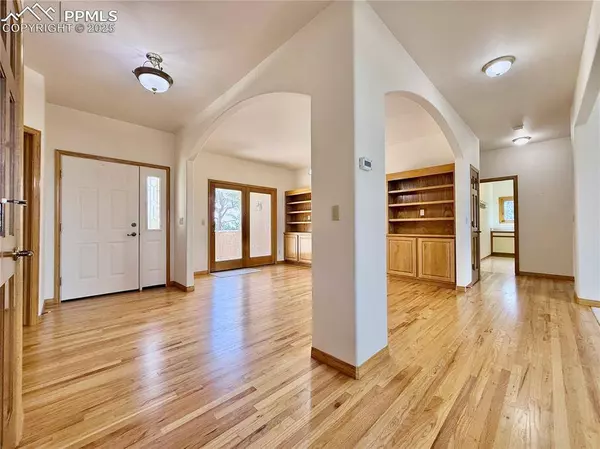 10315 Burgess RD, Colorado Springs, CO 80908