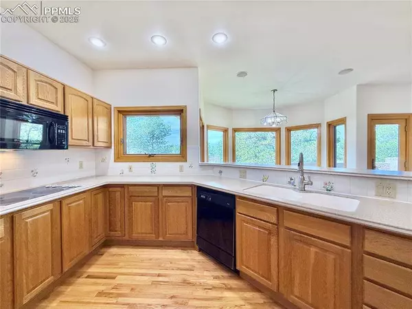 10315 Burgess RD, Colorado Springs, CO 80908