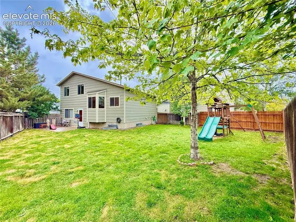 6220 Flat Iron CT, Colorado Springs, CO 80922