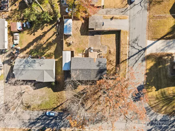 1323 Ranch RD, Charlotte, NC 28208