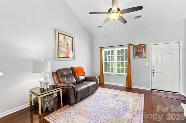 9014 Four Mile Creek RD, Charlotte, NC 28277