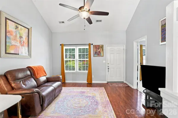 9014 Four Mile Creek RD, Charlotte, NC 28277