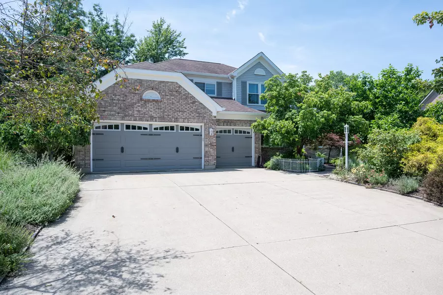 1736 Cottontail Dr, Milford, OH 45150-6559