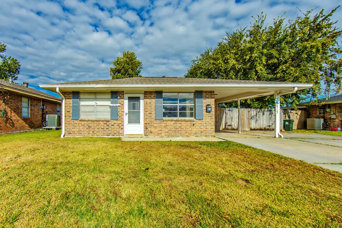 515 Harding Dr, Houma, LA 70364-2519