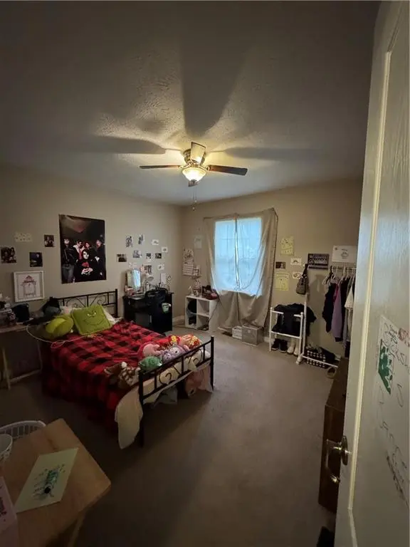 1306 Sunset Rd, Berryville, AR 72616-8823