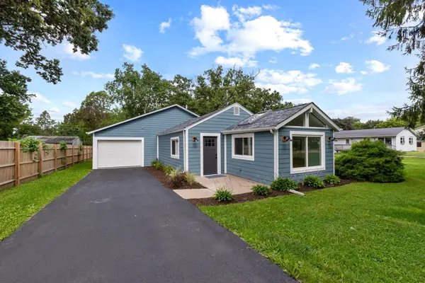 2707 Cameron St, Delavan, WI 53115-3637