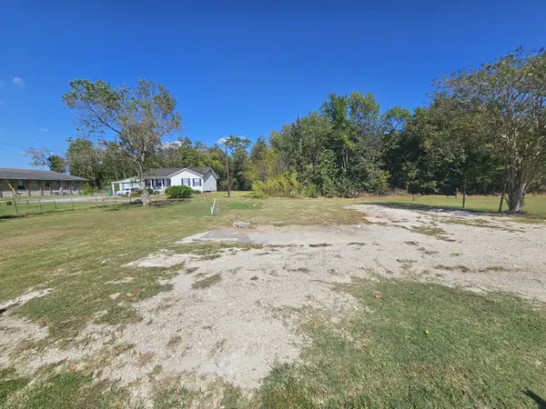 29310 Highway 20, Vacherie, LA 70090-3059