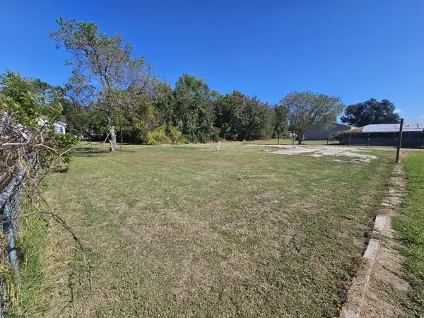 29310 Highway 20, Vacherie, LA 70090-3059