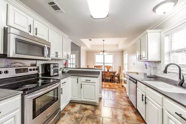 Gray, LA 70359-5319,219 Blue Ridge Dr