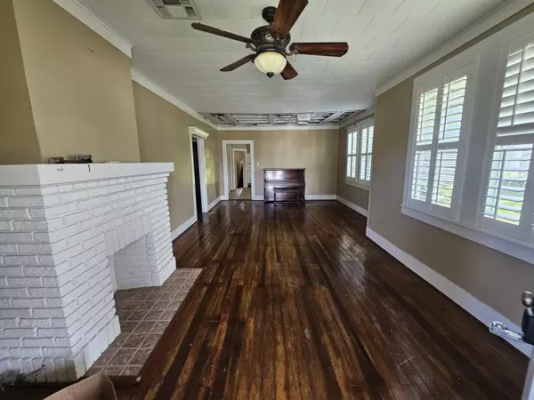 Thibodaux, LA 70301-3332,132 Goode St