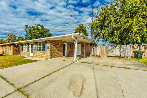 515 Harding Dr, Houma, LA 70364-2519