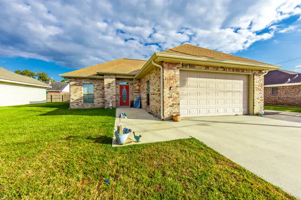 1113 Renee Dr, Thibodaux, LA 70301-3971