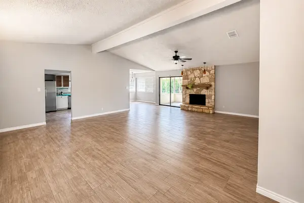 2718 Rim Rock Trl, San Antonio, TX 78251-2207