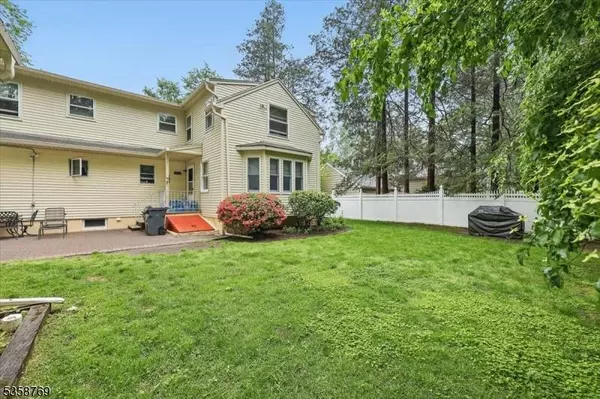 535 Lafayette Ave, Wyckoff Twp., NJ 07481