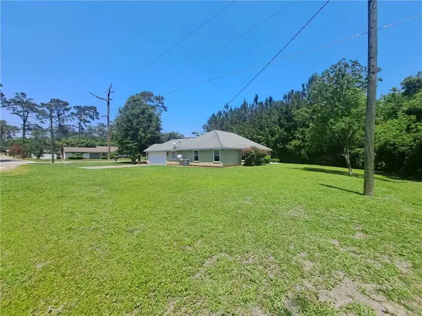 1002 Baltimore AVE, Waycross, GA 31501