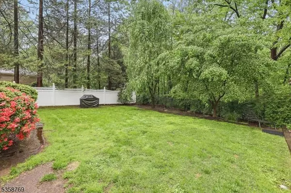 535 Lafayette Ave, Wyckoff Twp., NJ 07481