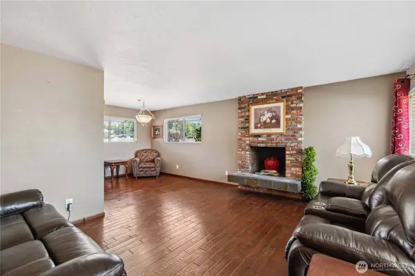 26 Pershing ST, Wenatchee, WA 98801