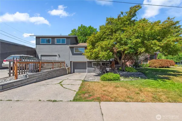 26 Pershing ST, Wenatchee, WA 98801