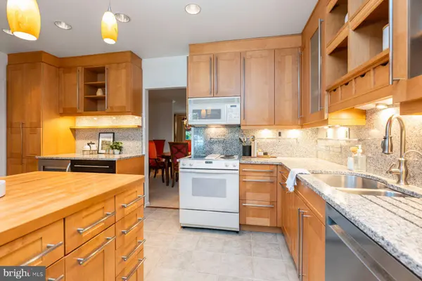 2237 WONDERVIEW RD, Lutherville Timonium, MD 21093