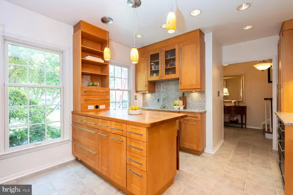 2237 WONDERVIEW RD, Lutherville Timonium, MD 21093