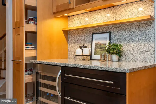 2237 WONDERVIEW RD, Lutherville Timonium, MD 21093