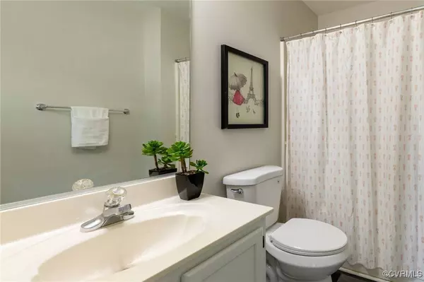 20 Madrone PL, Hampton, VA 23666