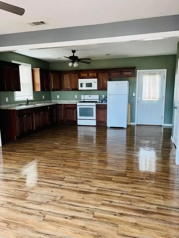 504 Wildcat Dr, Wink, TX 79745