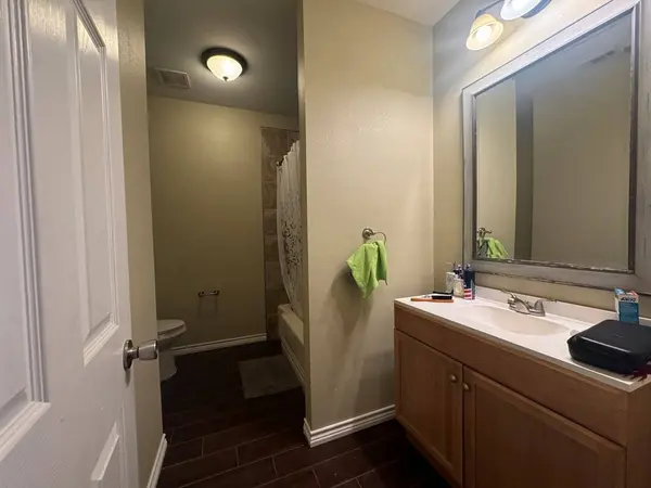 504 Wildcat Dr, Wink, TX 79745