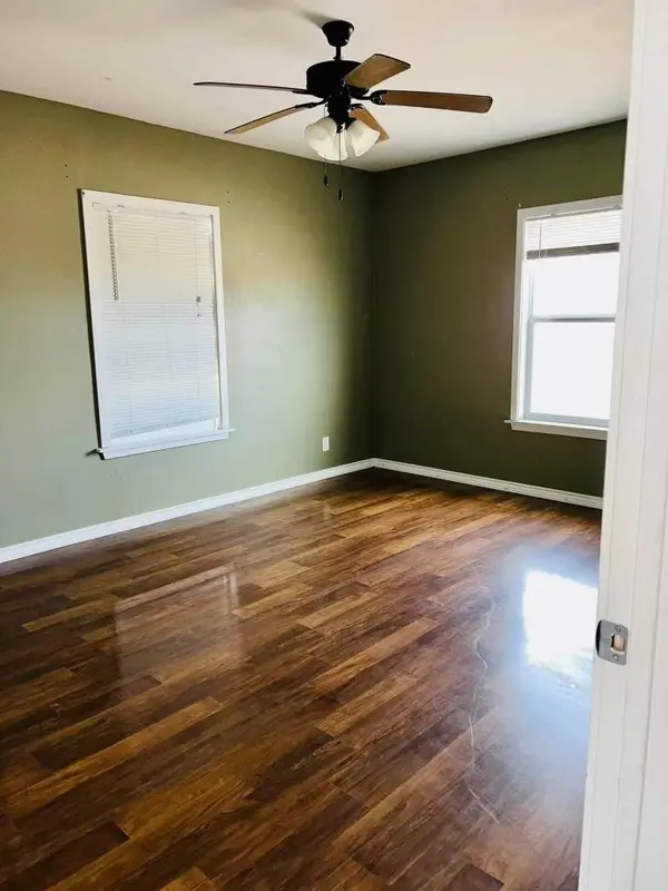 504 Wildcat Dr, Wink, TX 79745