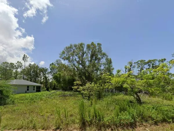 2821 N Twin Lakes Dr, Punta Gorda, FL 33955