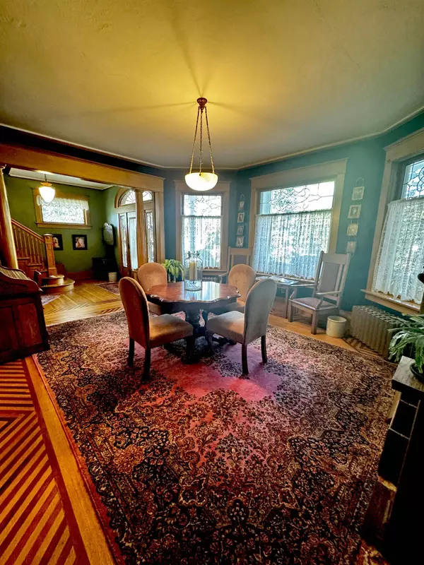 219 N Brown Avenue, Minden, NE 68959