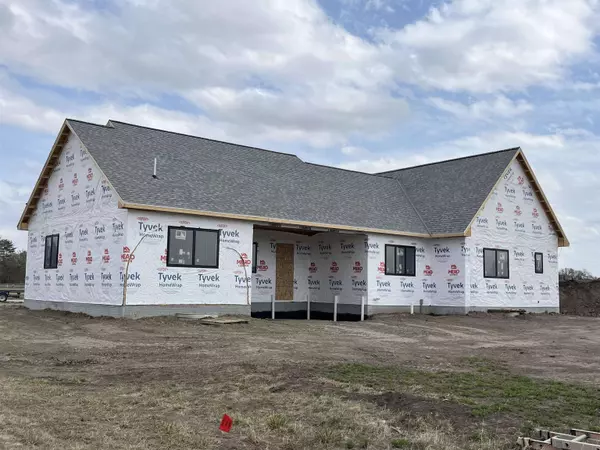 809 A Avenue, Axtell, NE 68924