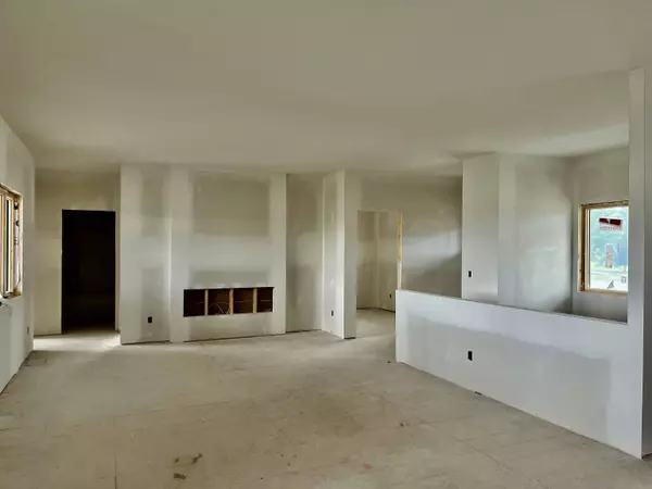 809 A Avenue, Axtell, NE 68924