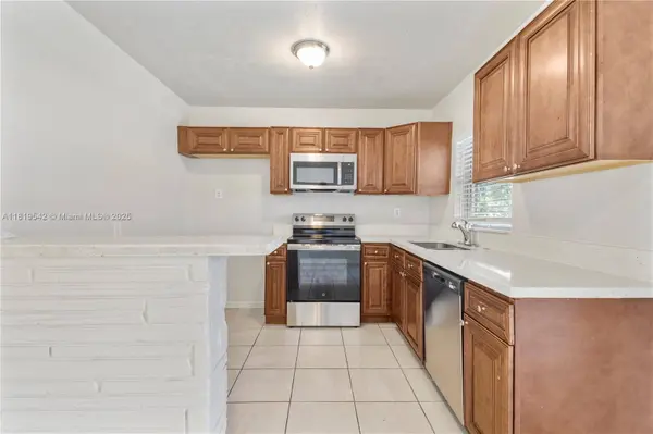 7816 Juniper St, Miramar, FL 33023