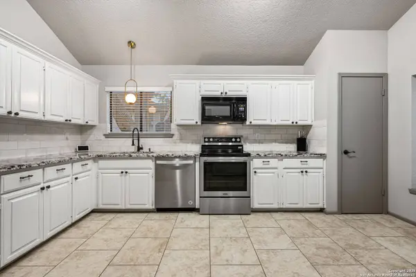 19811 Encino Brook St., San Antonio, TX 78259