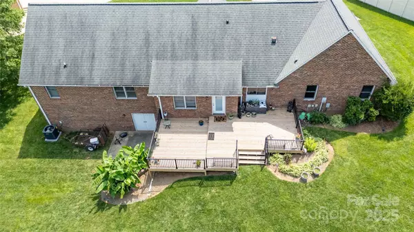 139 Hardwick DR, Mooresville, NC 28115