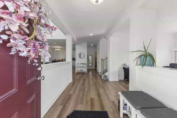 110 Easton DR, Gilberts, IL 60136