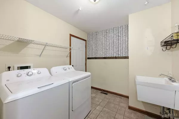 10744 Edgewood Rd, Crosby Twp, OH 45030