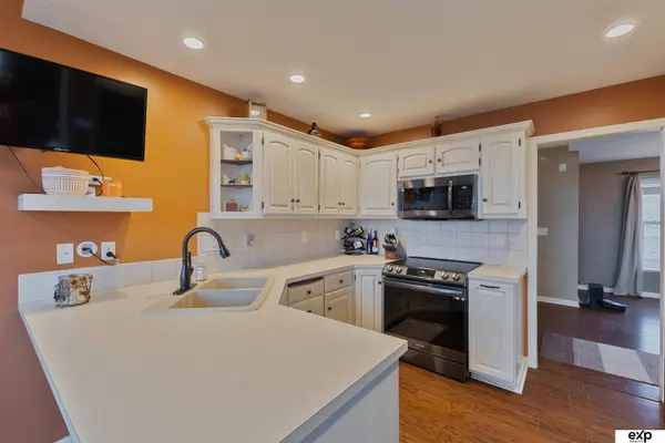 12144 S 221st Street, Gretna, NE 68028