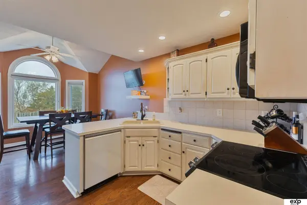 12144 S 221st Street, Gretna, NE 68028