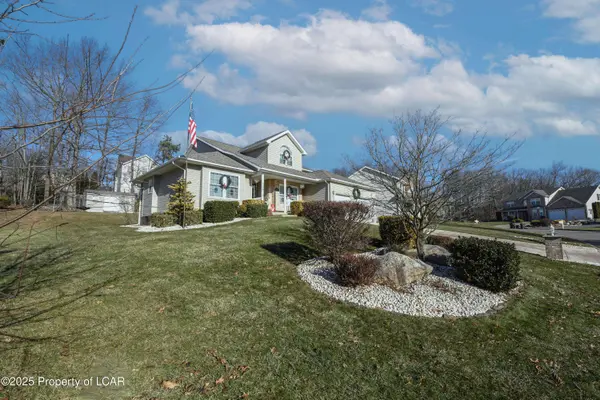 126 St Charles Place, Hazle Twp, PA 18202
