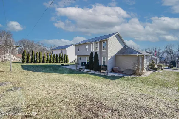 126 St Charles Place, Hazle Twp, PA 18202