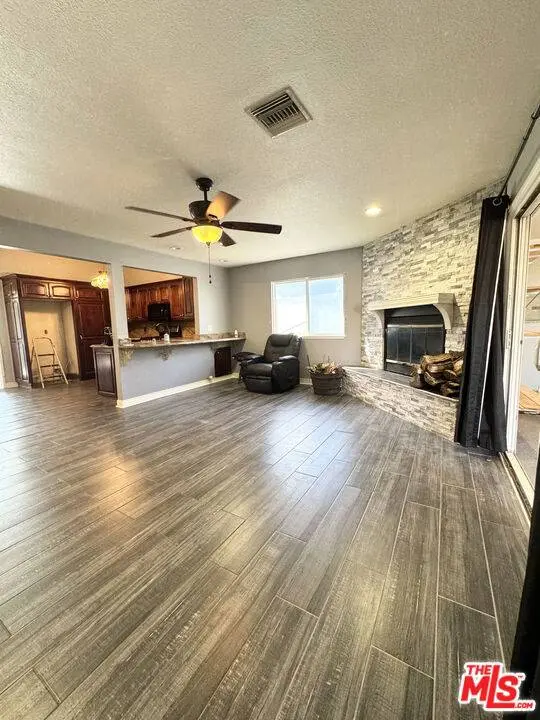 24431 Cheryl Kelton PL, Newhall, CA 91321