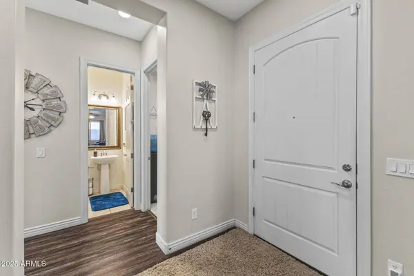 18495 W PARADISE Lane, Surprise, AZ 85388